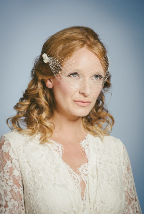 Floating bridal birdcage veil